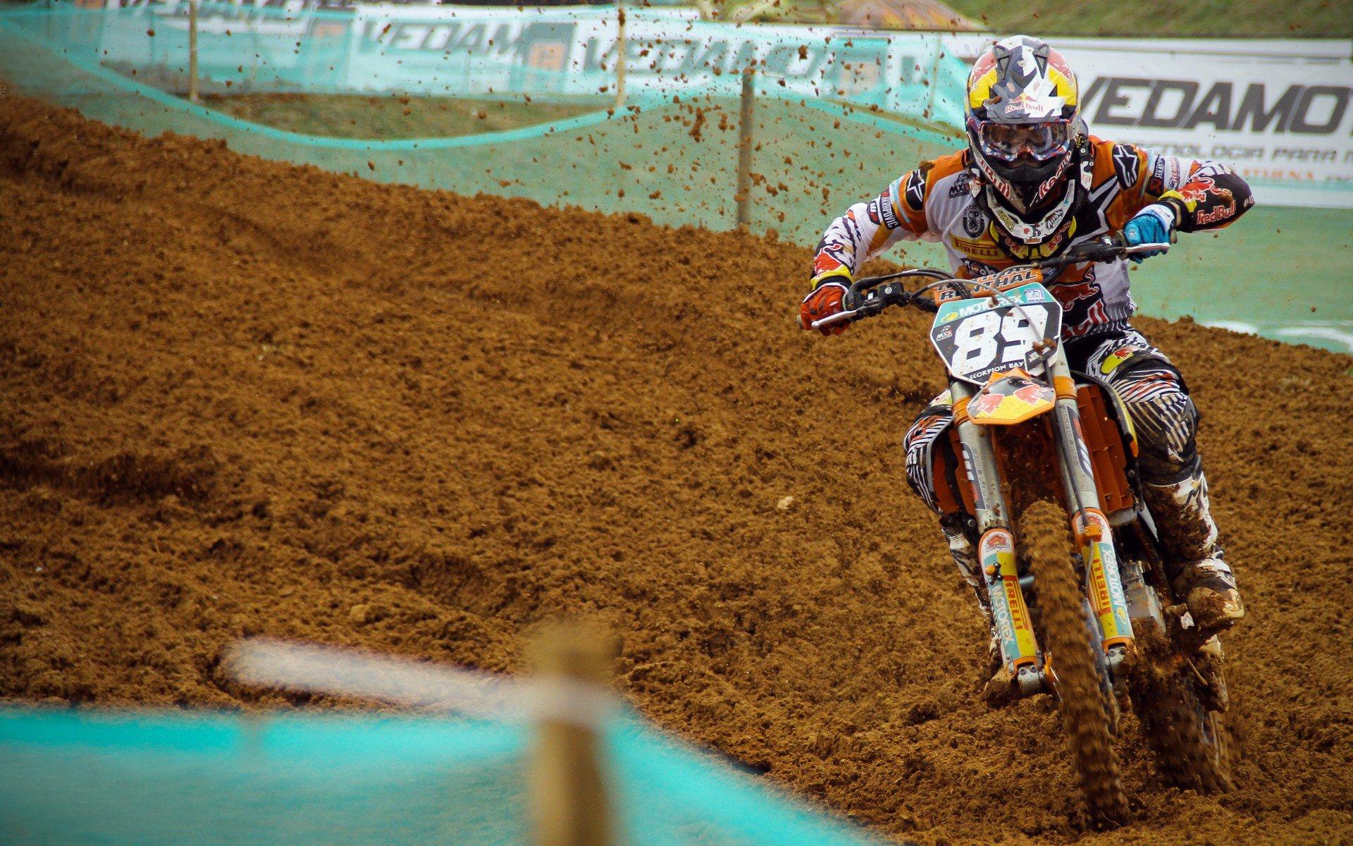 中国游泳队亚运会再创佳绩<a href=