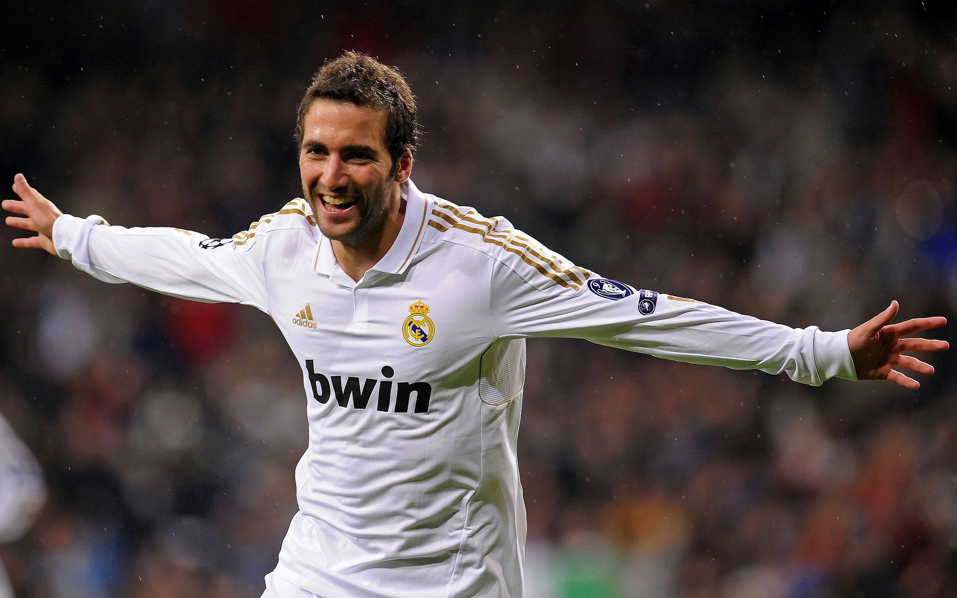 体育明星携手慈善机构举办公益赛 助力贫困地区儿童教育